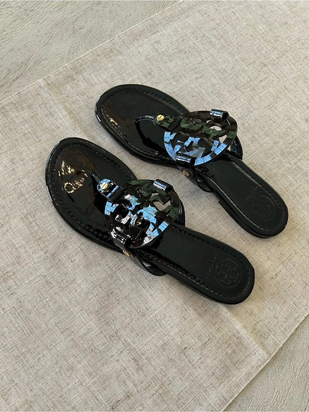 Tory Burch Miller, Black Patent, Size 9, Slightly worn - Picture 3 of 6